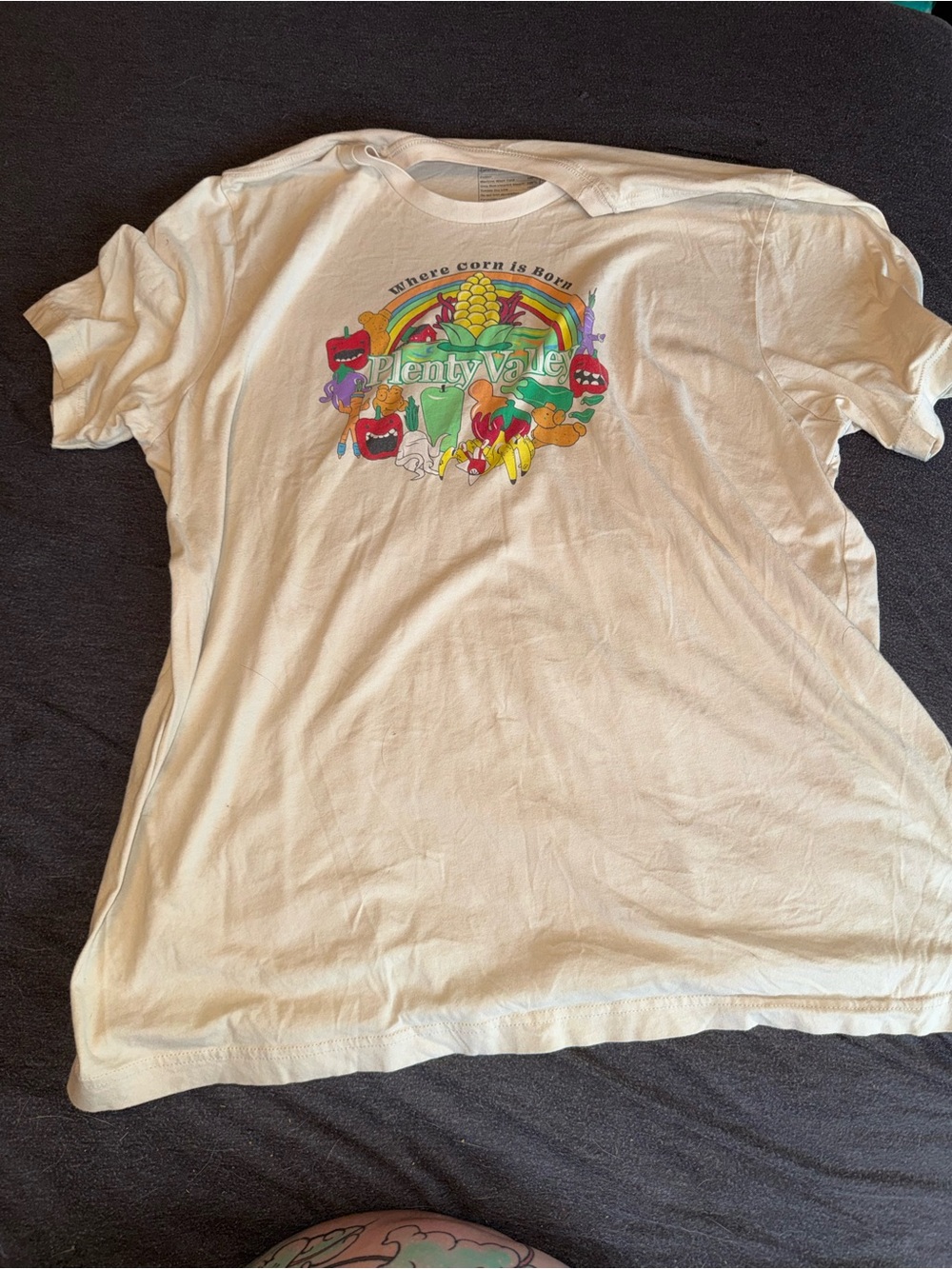 OMEGA MART Graphic Tee in Cream